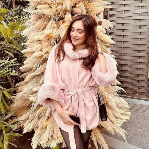 Premium Fur capes with belt - Image 5