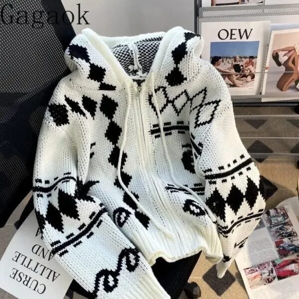 Vorel Luxury Cardigan - Image 6