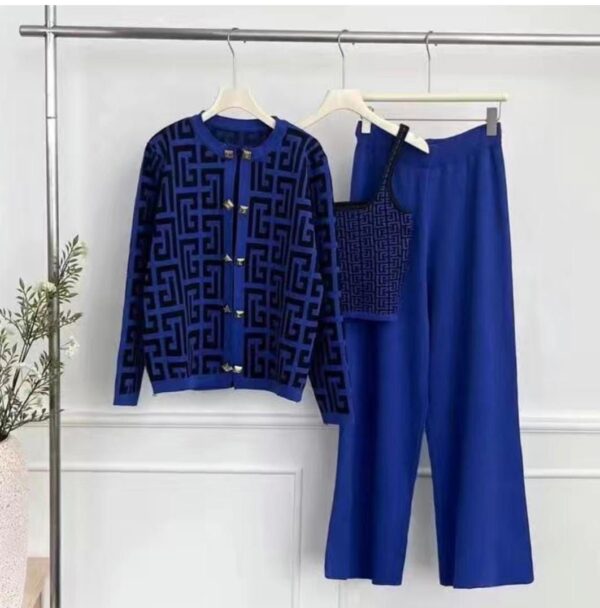 Luxury Winter 3 Pieces Set - Image 2