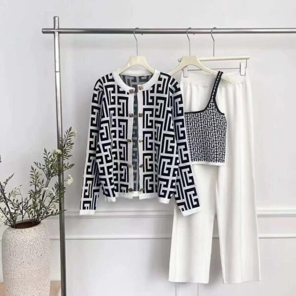 Luxury Winter 3 Pieces Set - Image 3