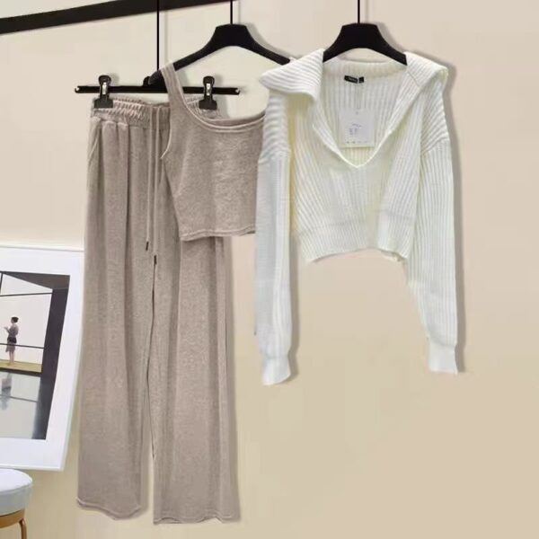 Woolen 3 Pieces Set - Image 2