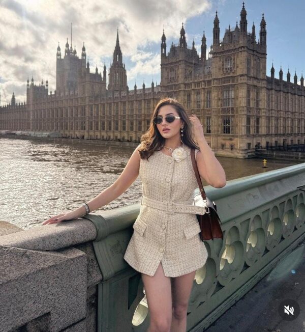 Textured Long Waistcoat Dress With belt