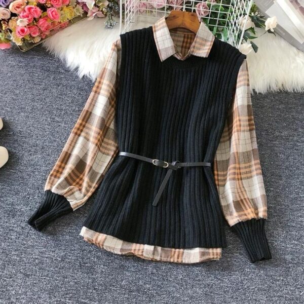 Checked sweater vest and belt - Image 9