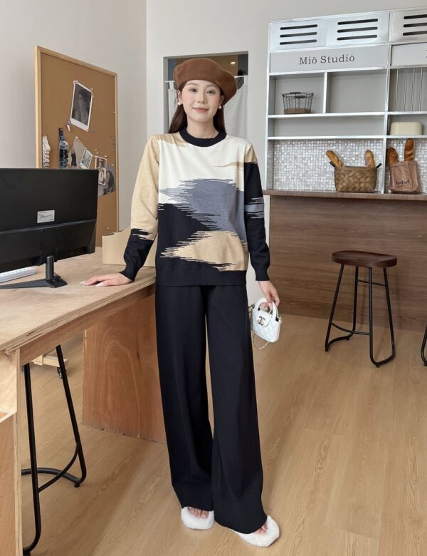 Knitted Designer Coord Set - Image 4