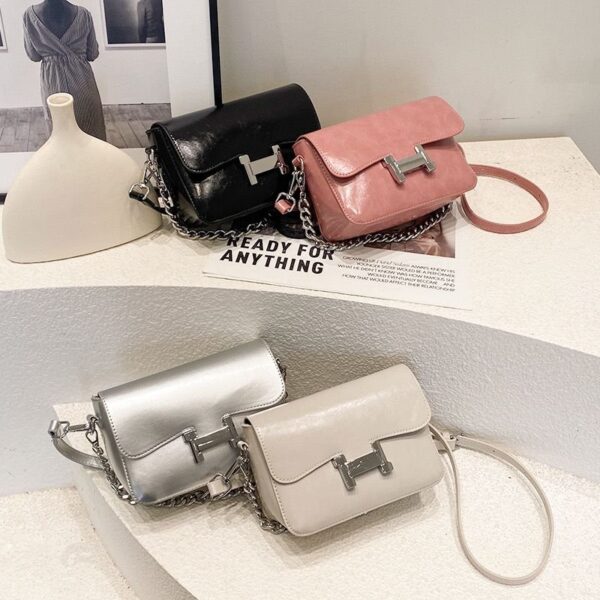 Superior Quality Finishing Leather Look Baguette bag
