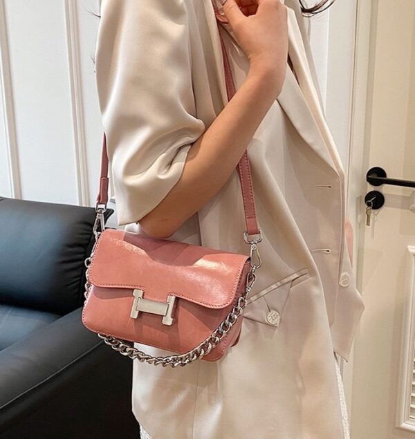 Superior Quality Finishing Leather Look Baguette bag - Image 3