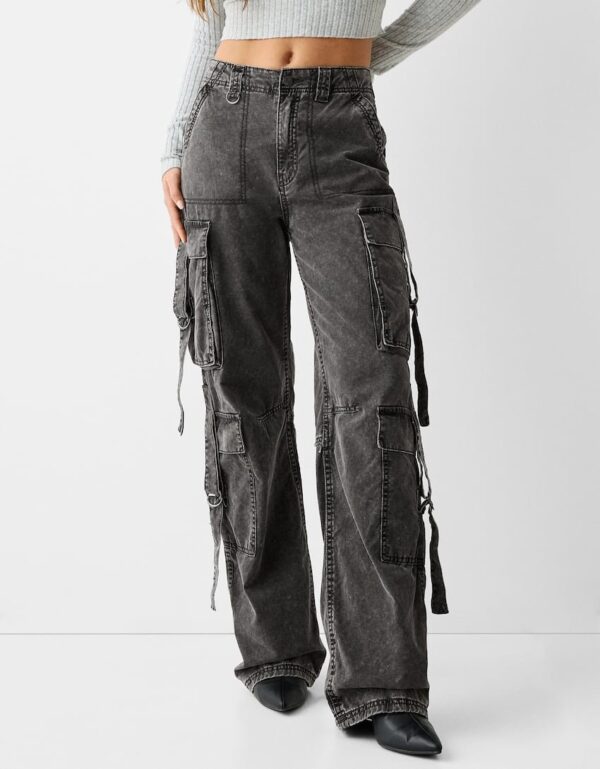 Heavy Quality Branded Multi Pockets Baggy Cargo
