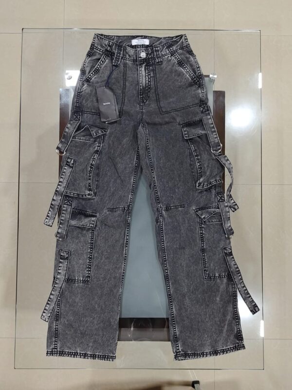 Heavy Quality Branded Multi Pockets Baggy Cargo - Image 4