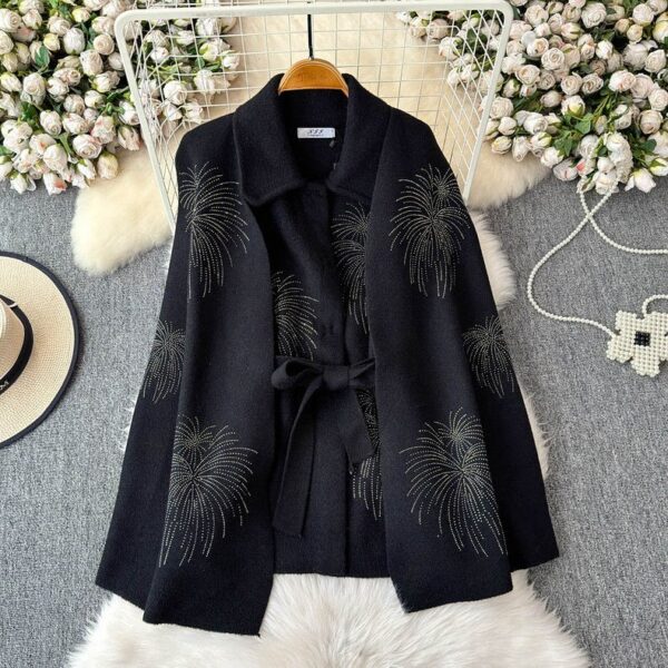 Double Layer Stylish Cape - Image 2