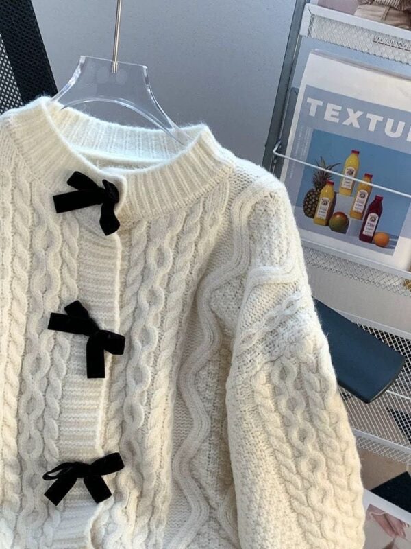 Cable Knitted Bow Top - Image 13