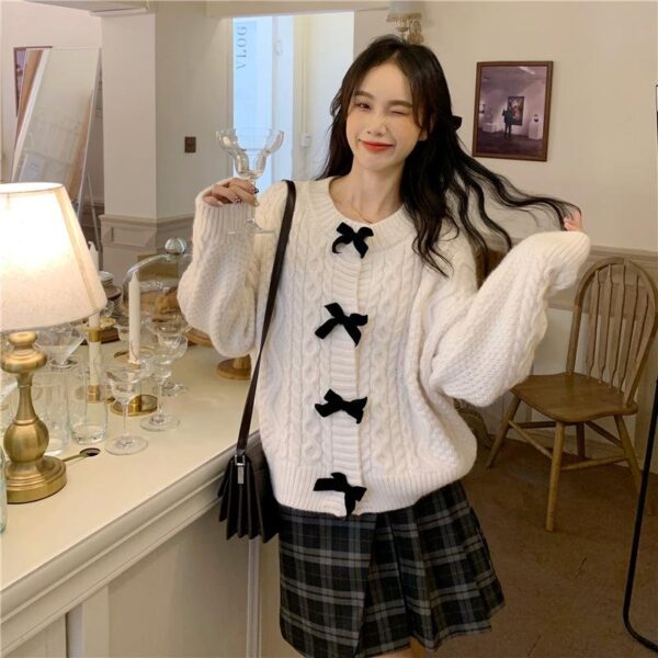 Cable Knitted Bow Top