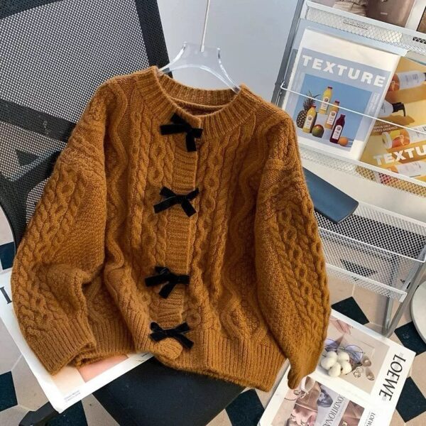 Cable Knitted Bow Top - Image 4