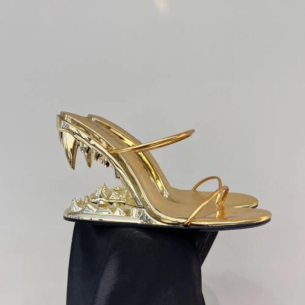 PREMIUM TEETH HEEL STILETTO ON PREBOOK Copy - Image 2