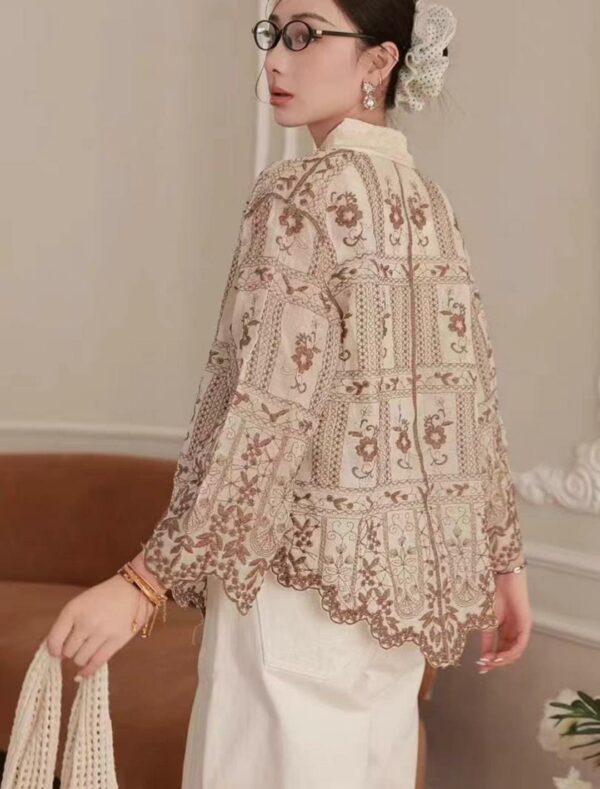 Beautiful retro heavy embroidery single-breasted shirt - Image 5