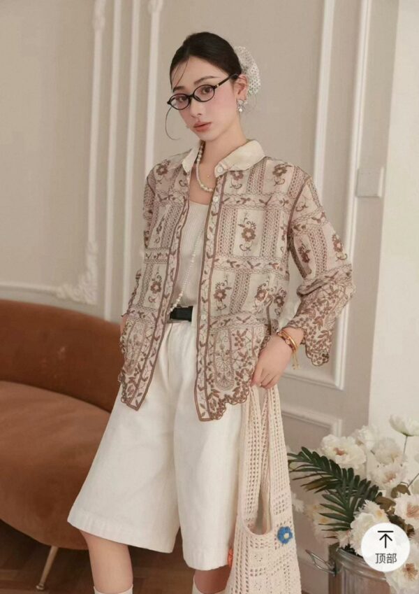 Beautiful retro heavy embroidery single-breasted shirt - Image 8